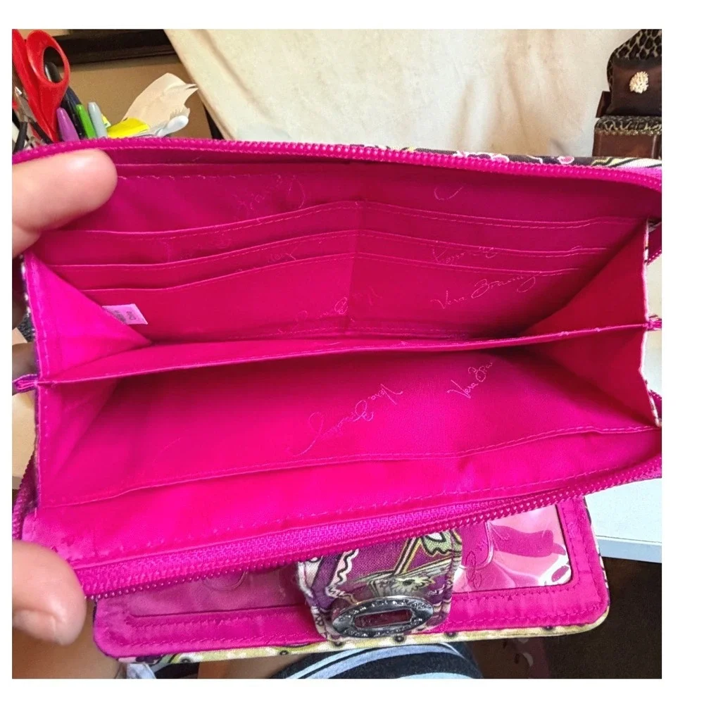 Vera Bradley Turnlock Wallet Pink Purple Paisley Quilted Cotton Floral Organizer - Picture 5 of 9